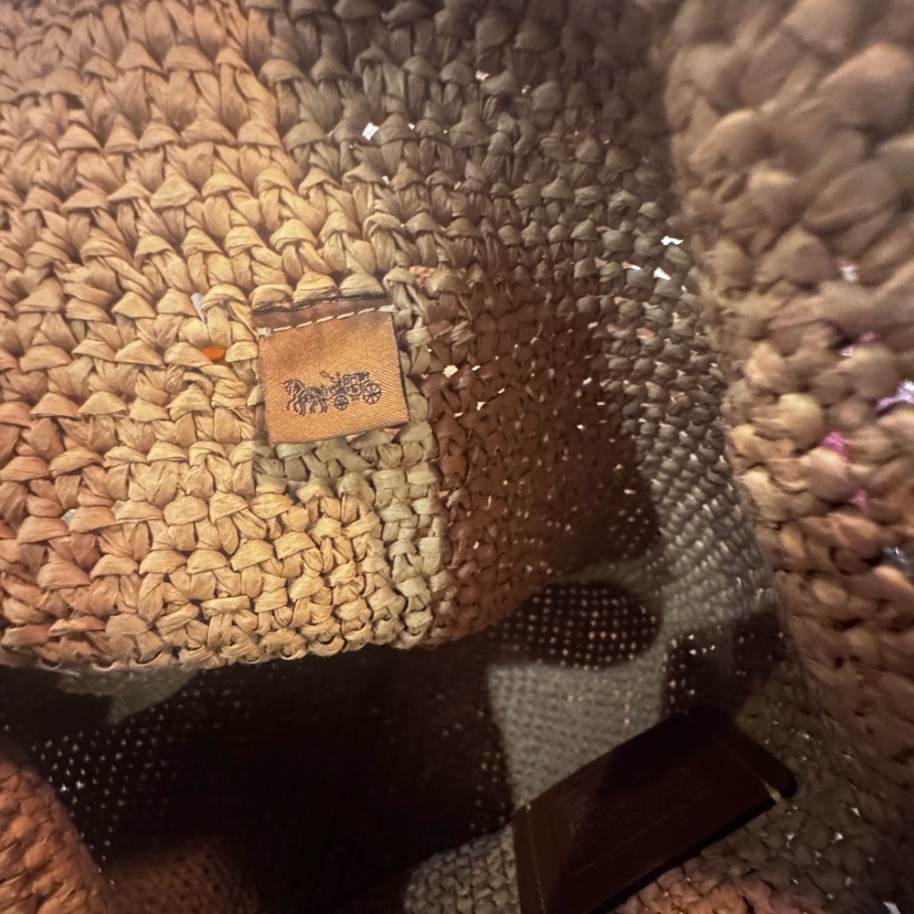 Coach tote - Picture 7 of 7